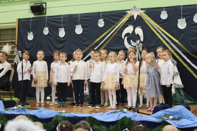 b_1024_768_0_00_images_2023_2024_WYDARZENIA_Koncert_koled_410022415_824604639467486_46004252929921629_n
